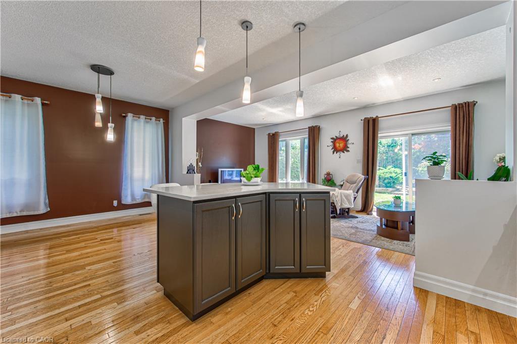 87 Steepleridge Street Property Photo 12