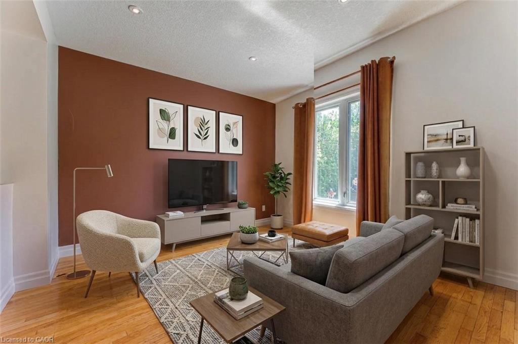 87 Steepleridge Street Property Photo 17