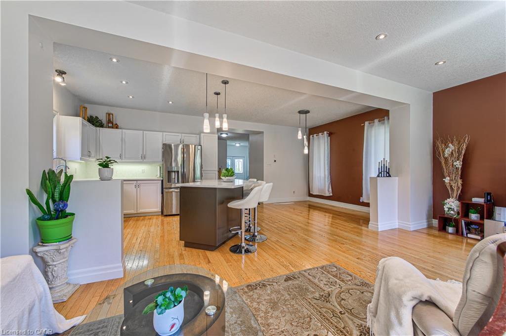 87 Steepleridge Street Property Photo 18