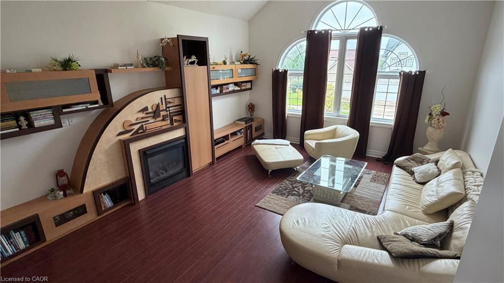 87 Steepleridge Street Property Photo 22