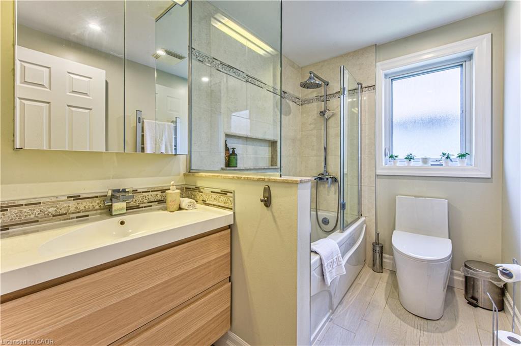 87 Steepleridge Street Property Photo 27