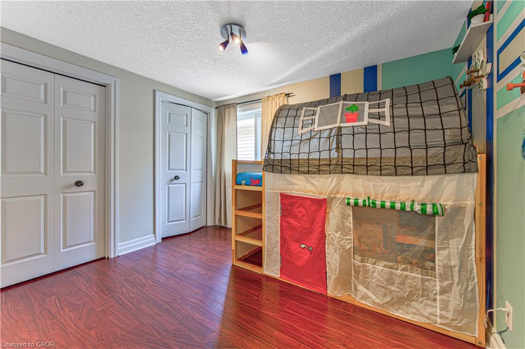 87 Steepleridge Street Property Photo 33
