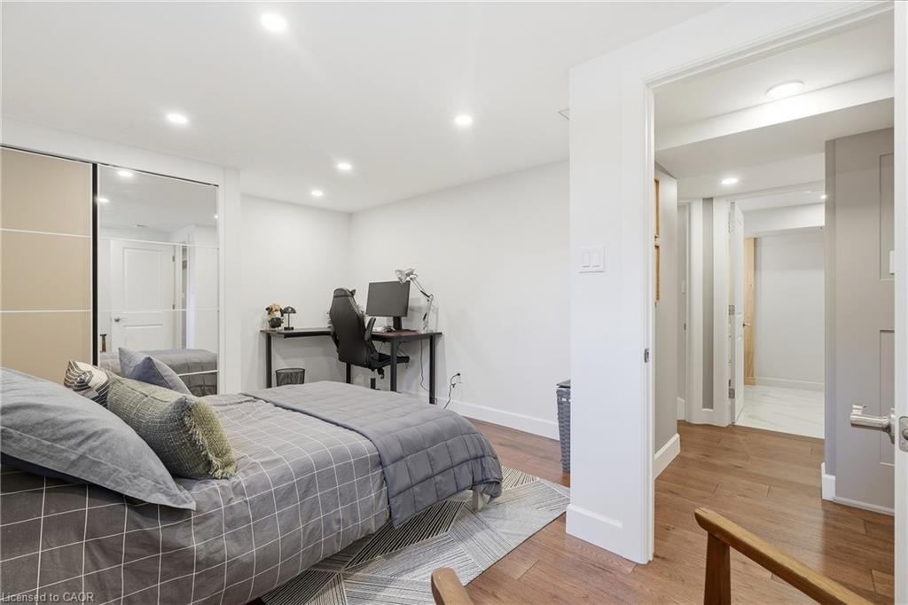15 Linton Place Property Photo 32