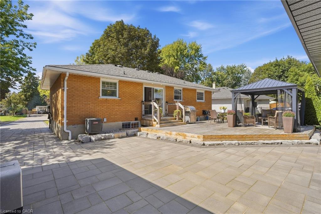 15 Linton Place Property Photo 41