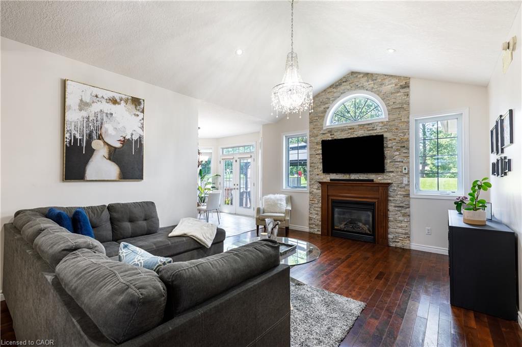 120 Mechanic Street Property Photo 8