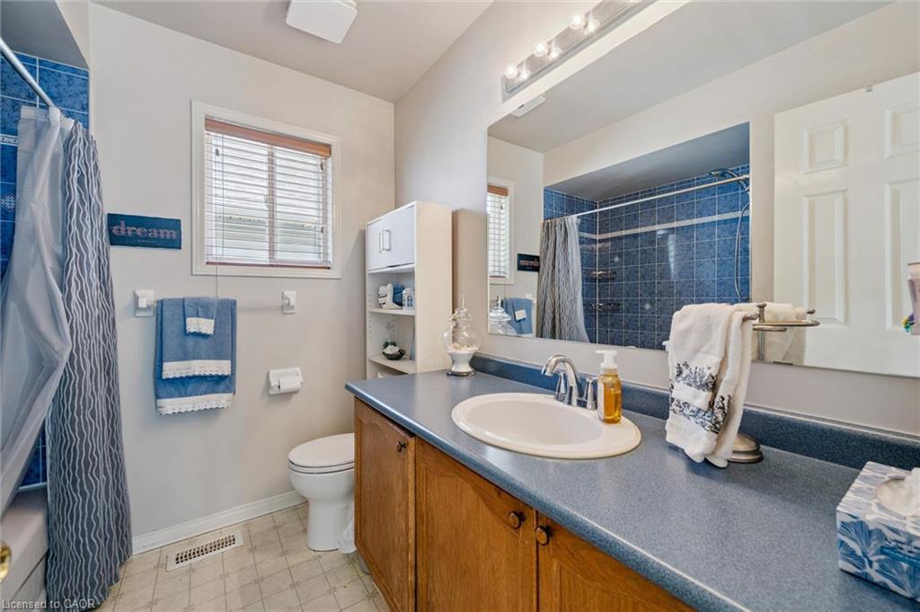 240 Hilltop Drive Property Photo 18