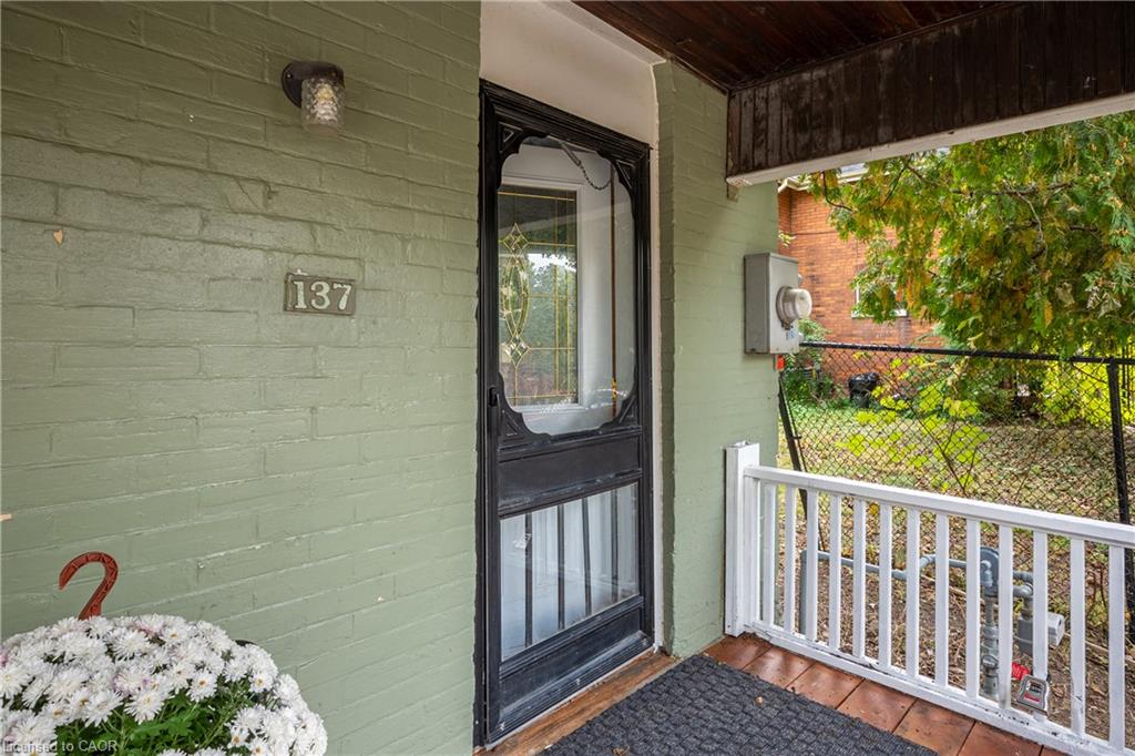 137 Alfred Street Property Photo 8