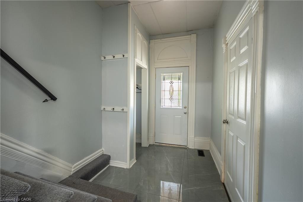 137 Alfred Street Property Photo 9