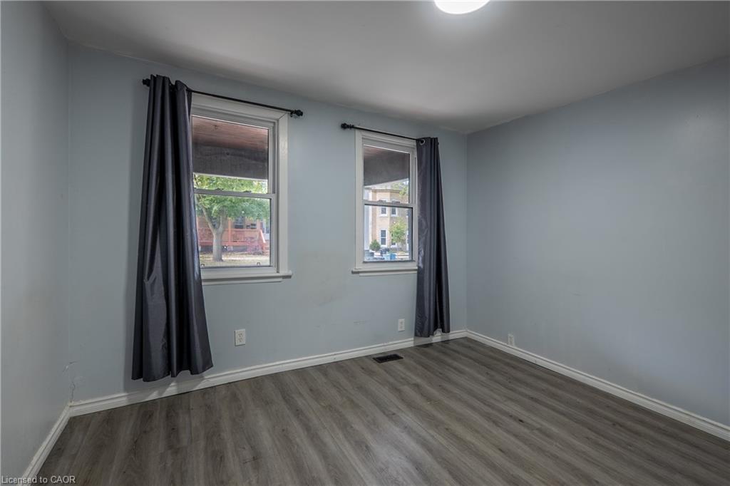 137 Alfred Street Property Photo 11