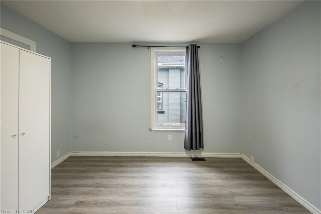 137 Alfred Street Property Photo 17