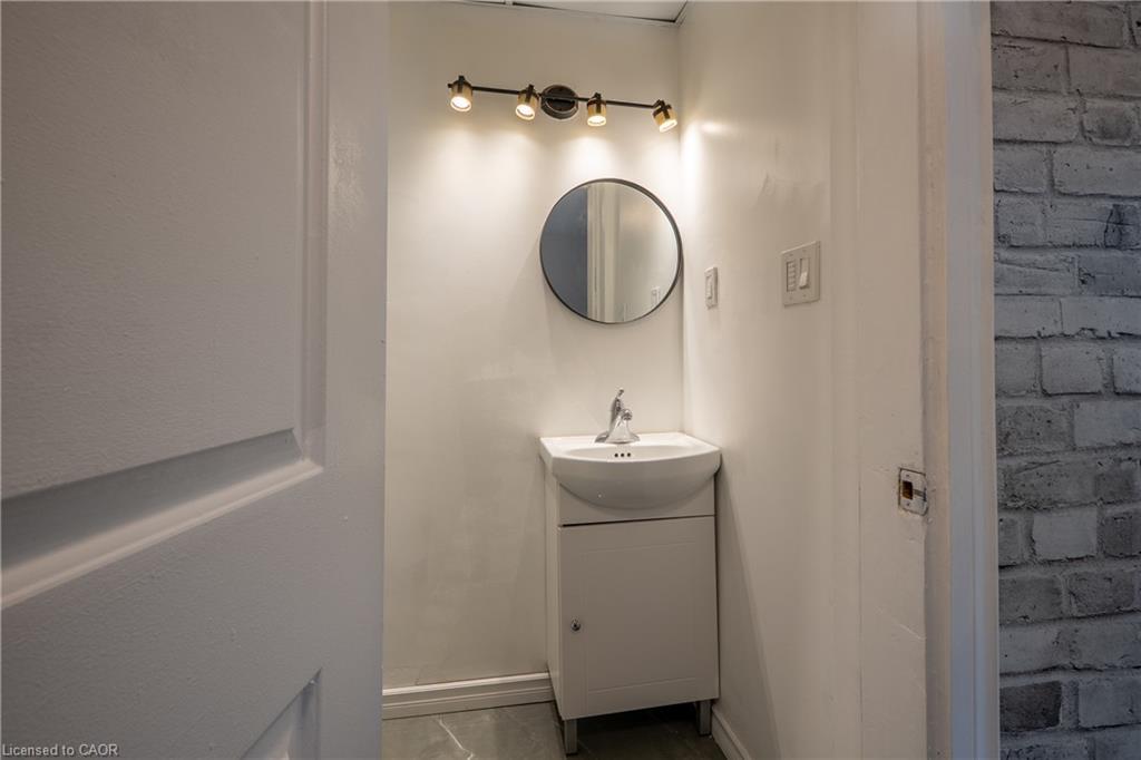 137 Alfred Street Property Photo 30