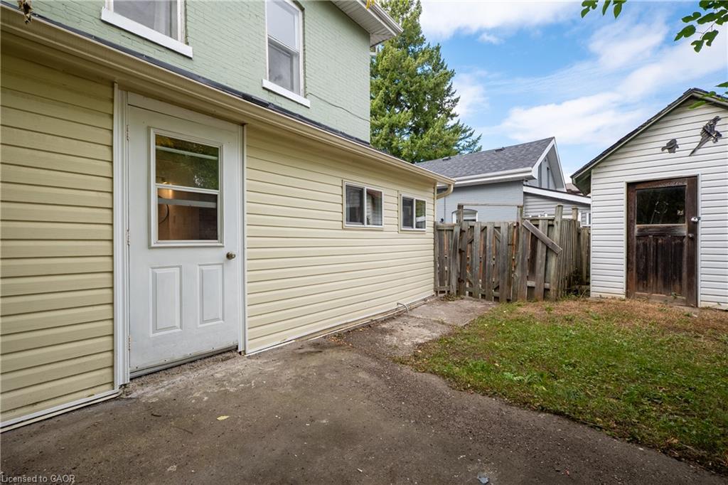 137 Alfred Street Property Photo 45