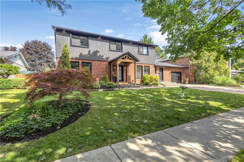 9 Rollingwood Crescent Property Photo 1