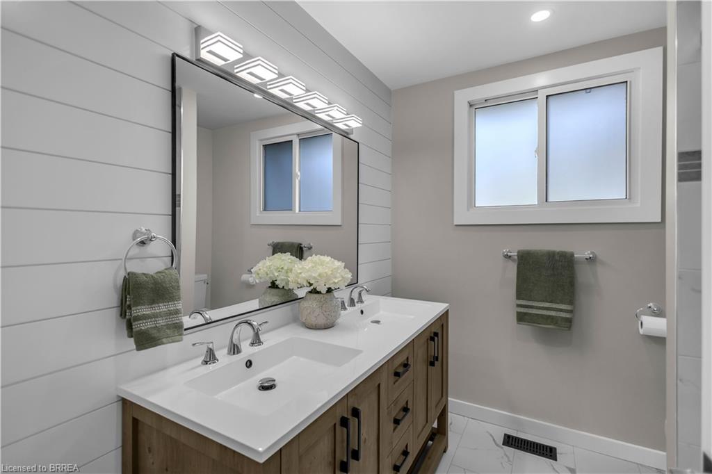 9 Rollingwood Crescent Property Photo 22