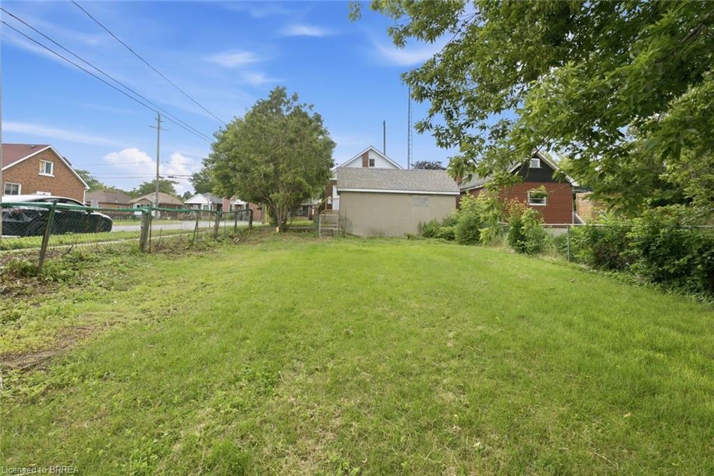 249 Clarence Street Property Photo 28