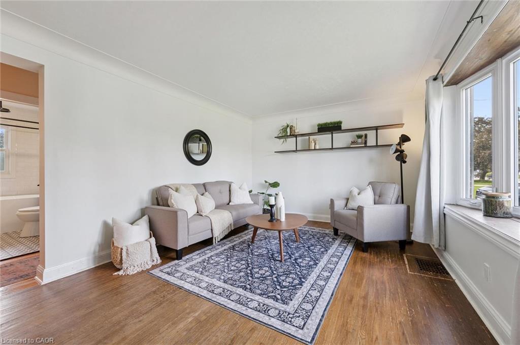 159 Bridgeport Road E Property Photo 3