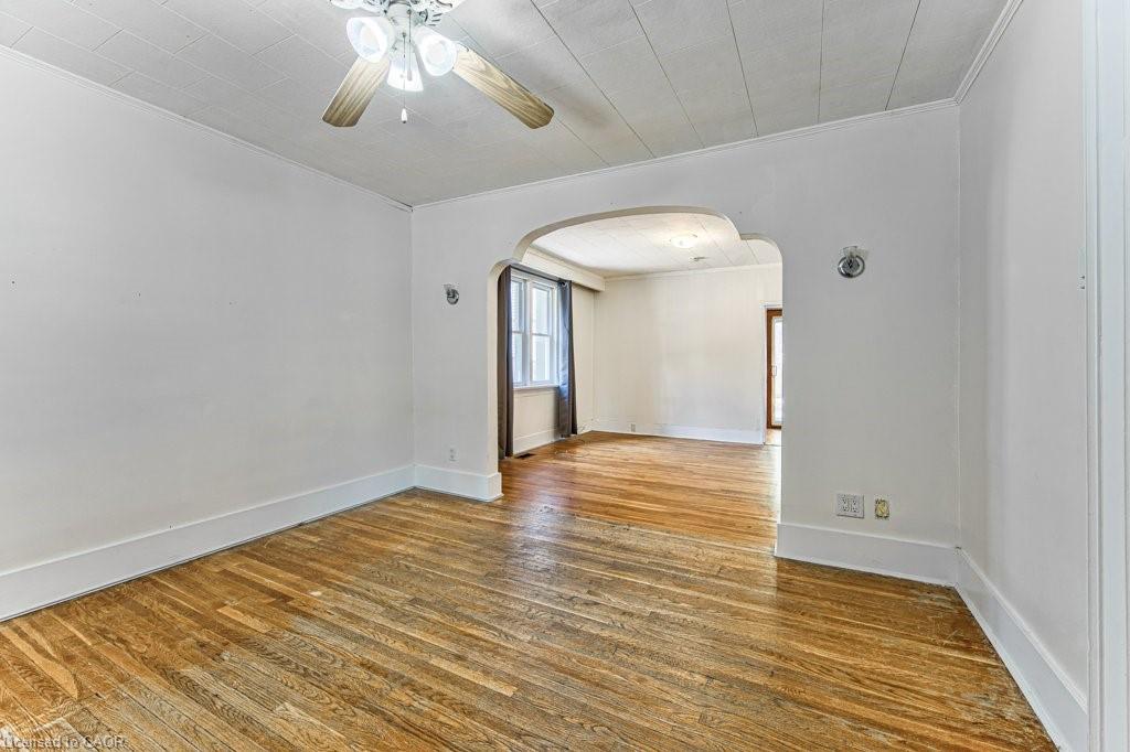 84 Franklin Street S Property Photo 8