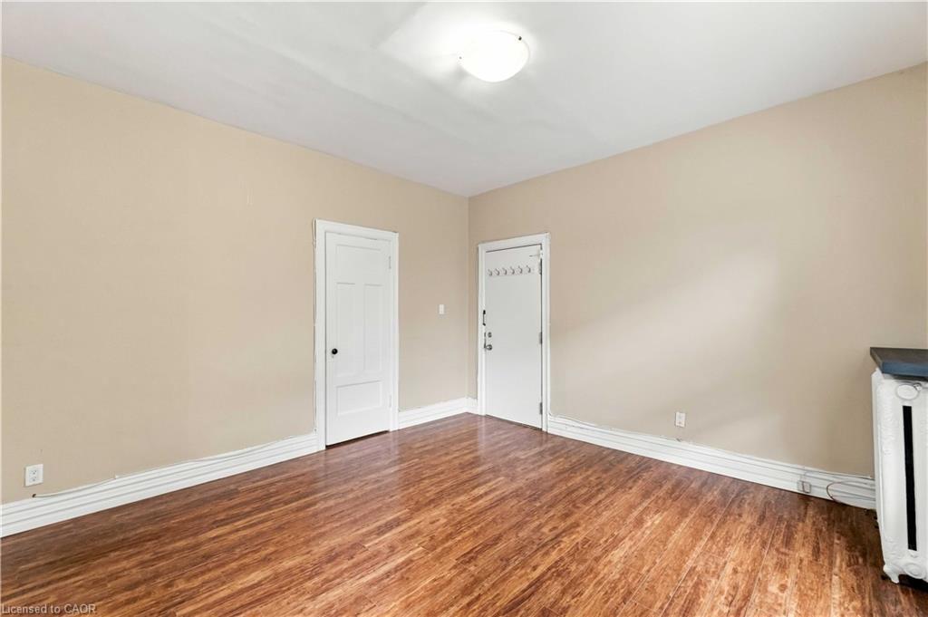 2-102 Herkimer Street Property Photo 9