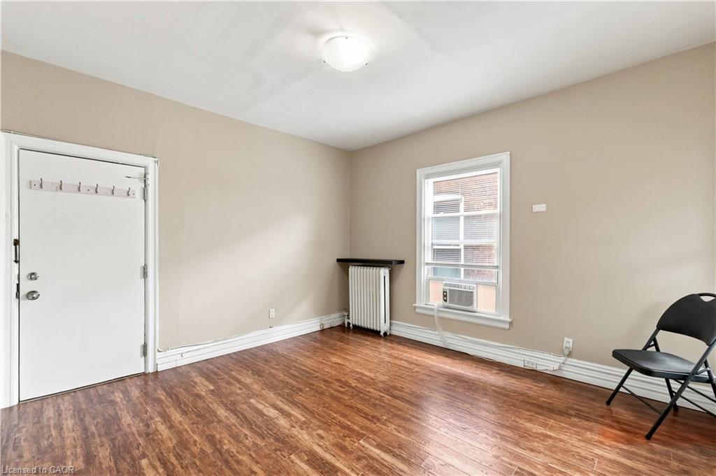 2-102 Herkimer Street Property Photo 10