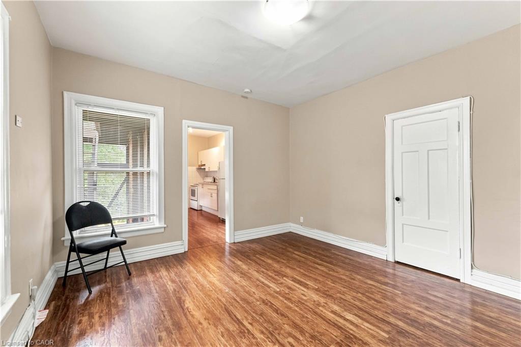 2-102 Herkimer Street Property Photo 16