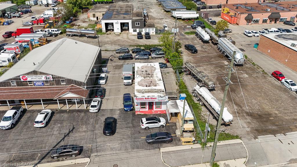 57 Steeles Avenue E Property Photo 6