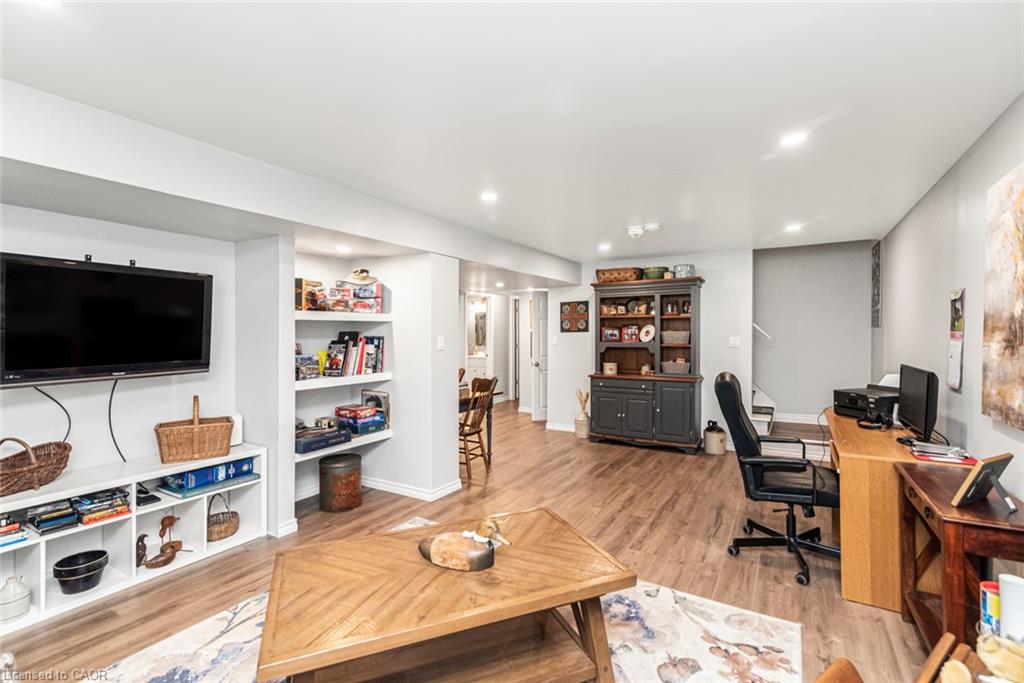 70 Postma Drive Property Photo 21
