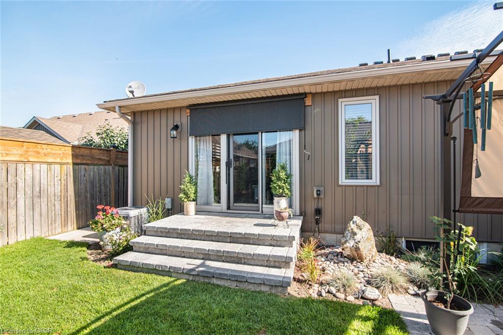 70 Postma Drive Property Photo 33