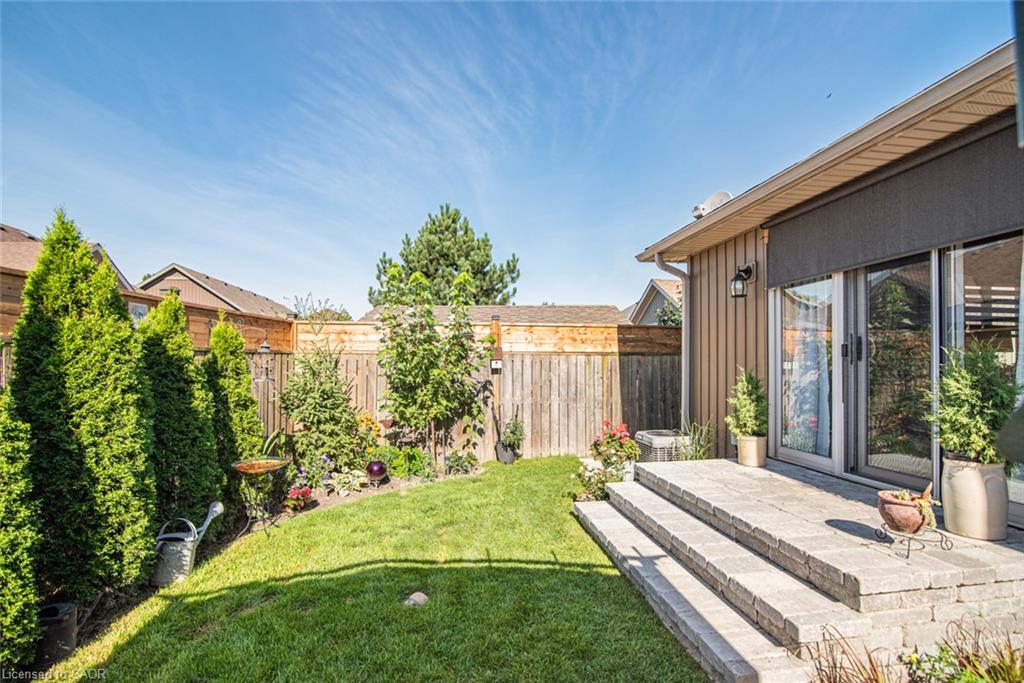 70 Postma Drive Property Photo 35