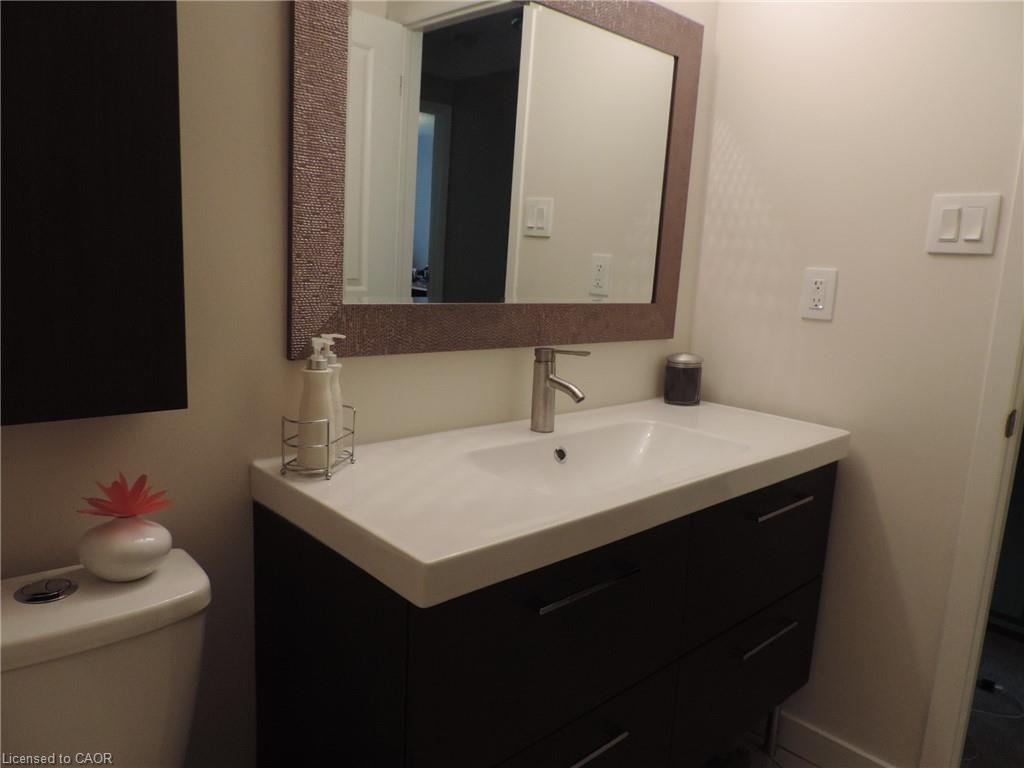 10-1351 Ontario Street Property Photo 16