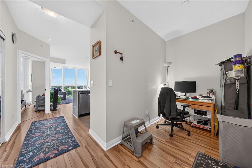 605-55 Eglinton Avenue W Property Photo 15