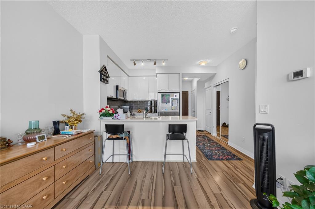 605-55 Eglinton Avenue W Property Photo 19