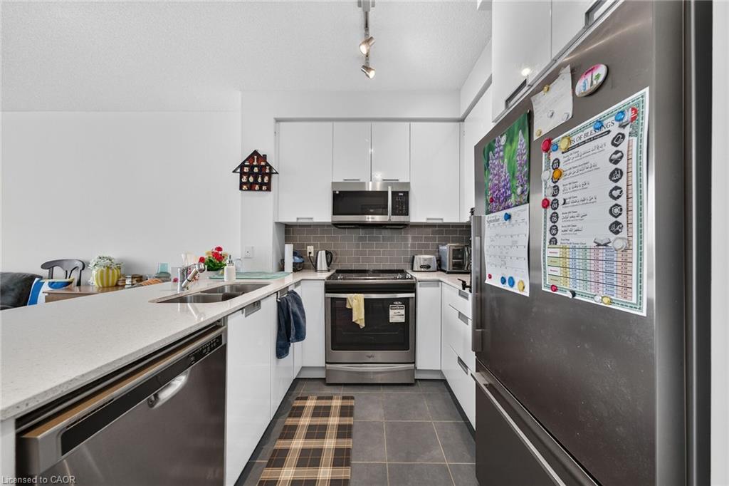 605-55 Eglinton Avenue W Property Photo 21