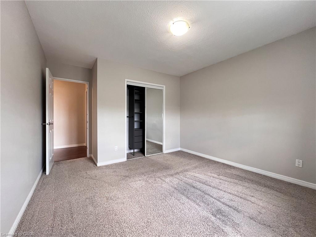 503-283 Fairway Road N Property Photo 24