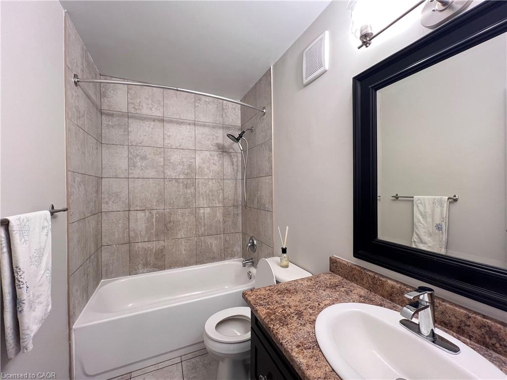 503-283 Fairway Road N Property Photo 25