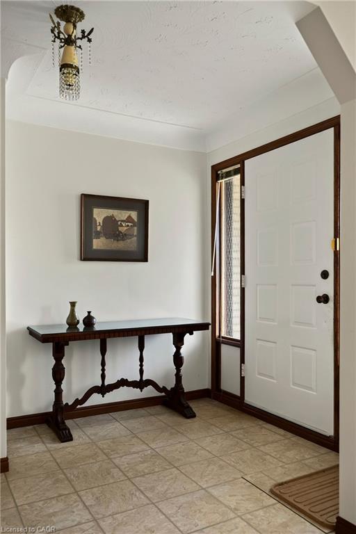 72 Henley Drive Property Photo 6