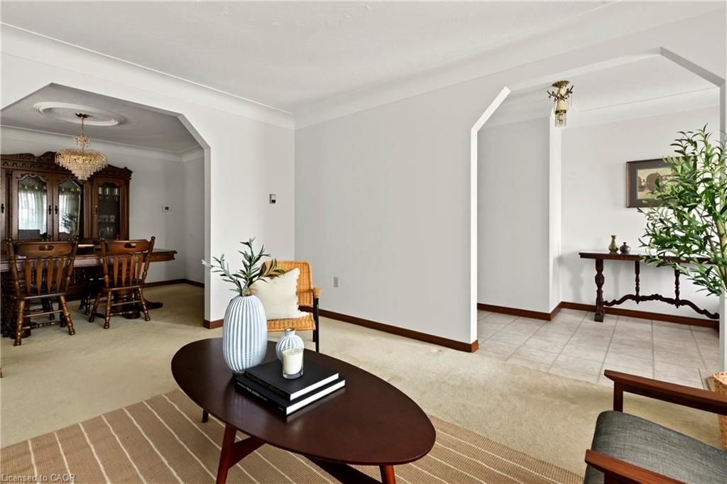 72 Henley Drive Property Photo 13
