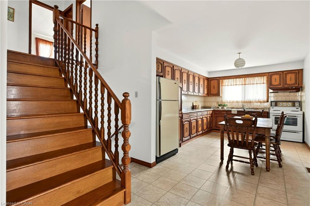 72 Henley Drive Property Photo 17