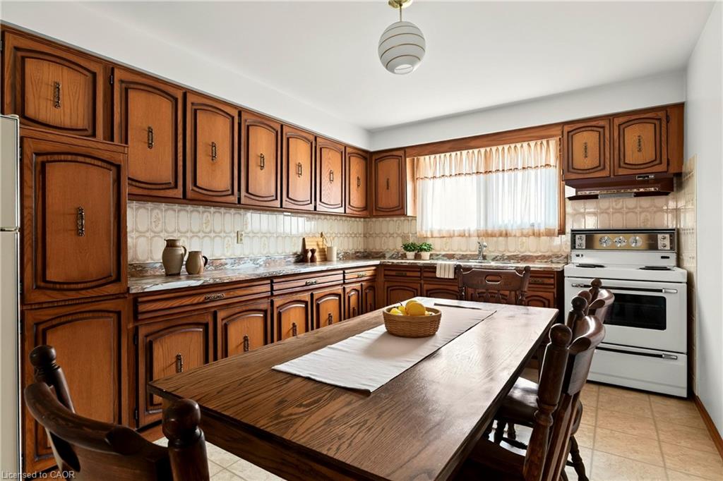 72 Henley Drive Property Photo 19