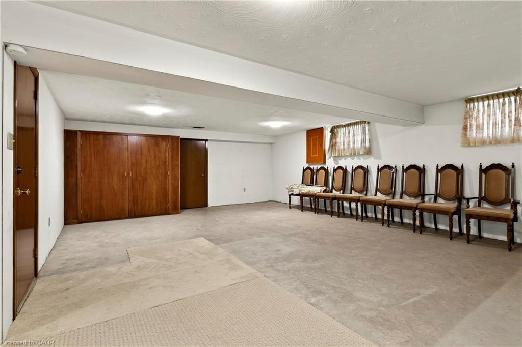 72 Henley Drive Property Photo 41