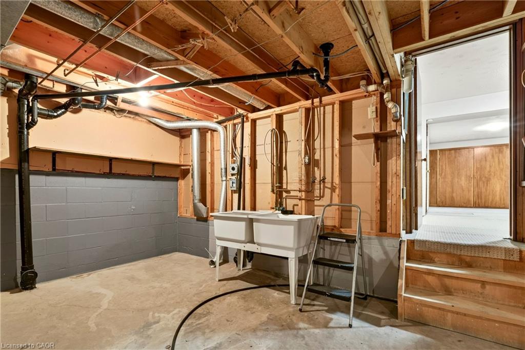 72 Henley Drive Property Photo 43