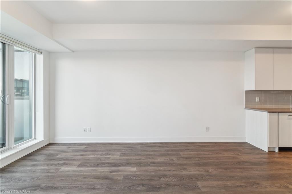 1605-297 Oak Walk Drive Property Photo 13