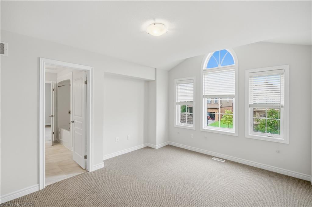 12 Riley Avenue Property Photo 27