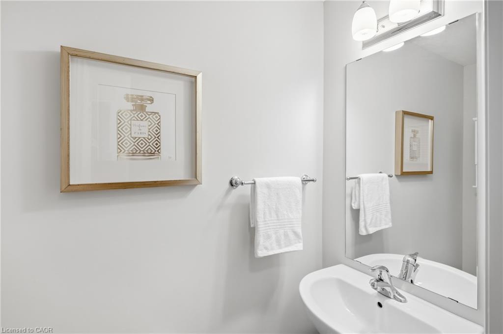 12 Riley Avenue Property Photo 33