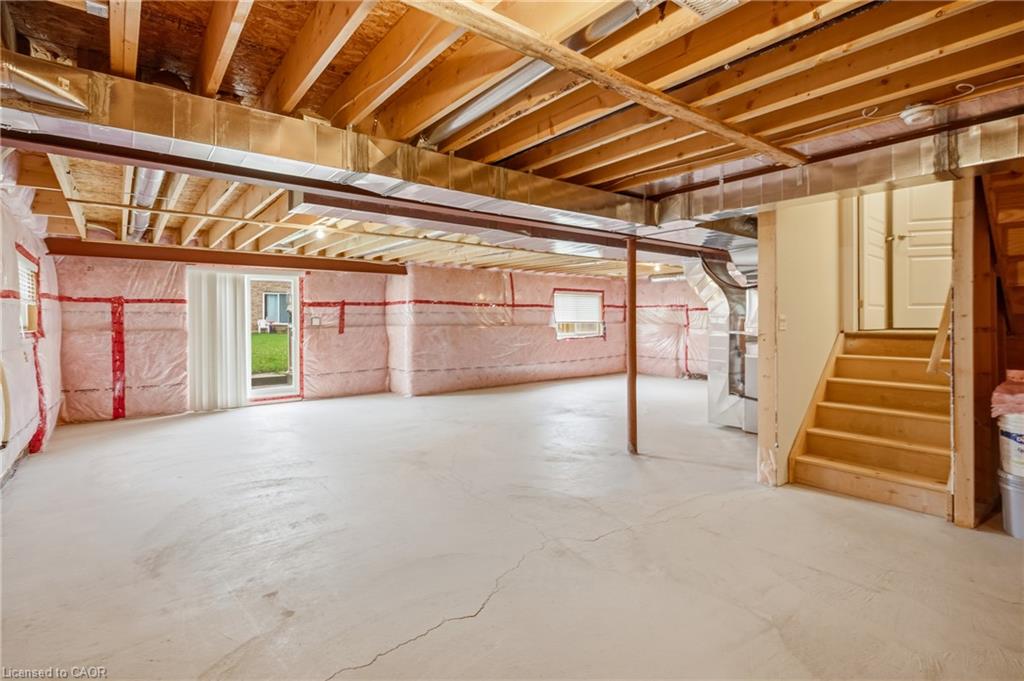 12 Riley Avenue Property Photo 35