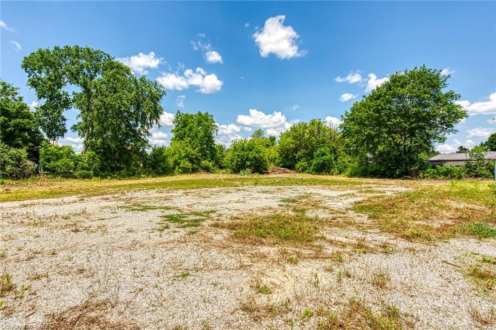 4 Talbot Street W Property Photo 23