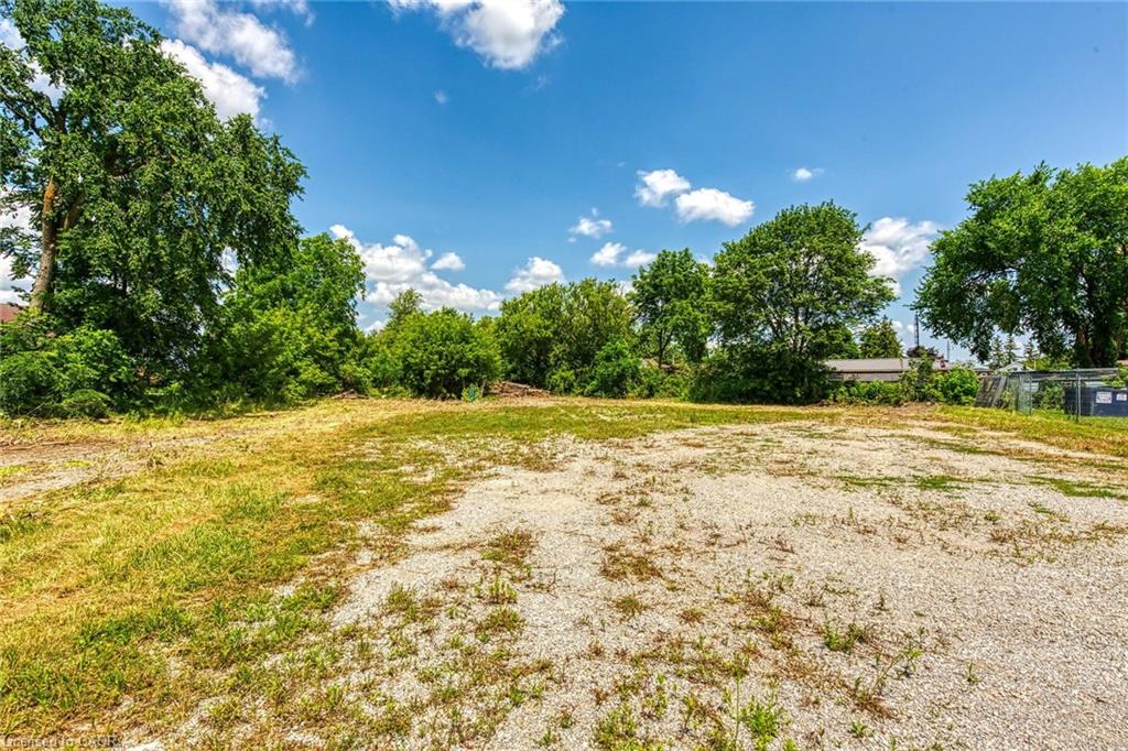 4 Talbot Street W Property Photo 27