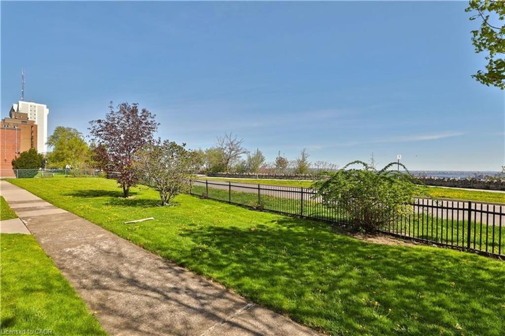 205c-5 East 36th Street Property Photo 17