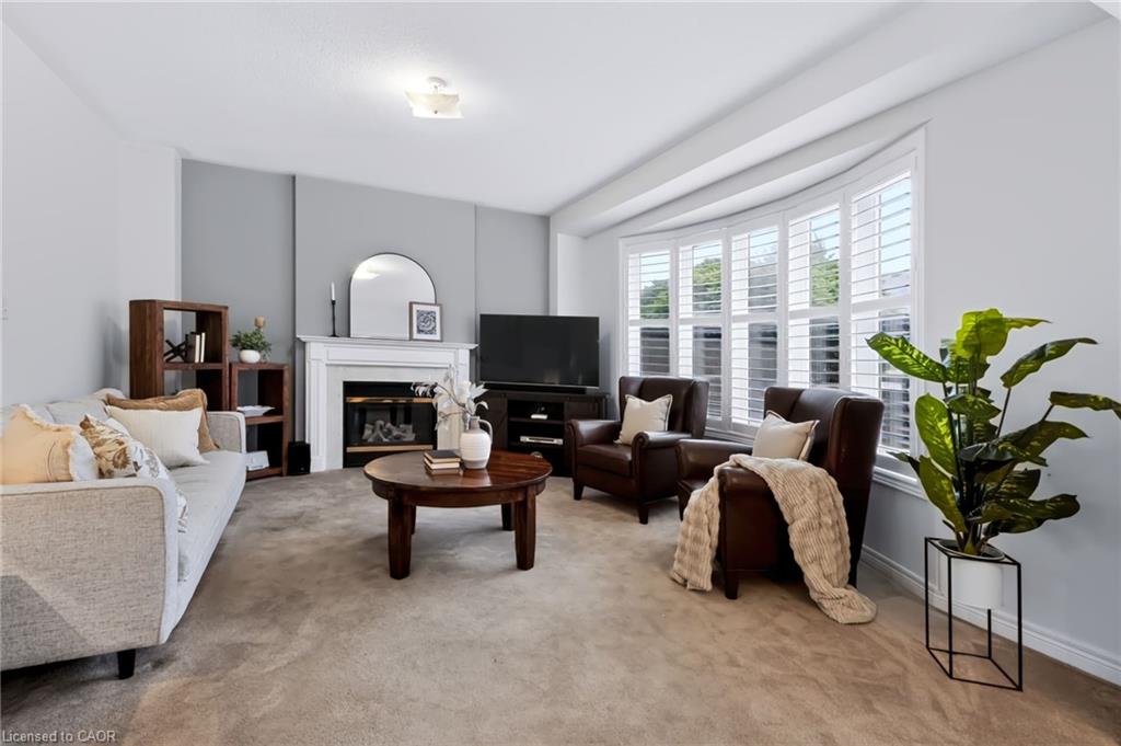2254 Dunforest Crescent Property Photo 15