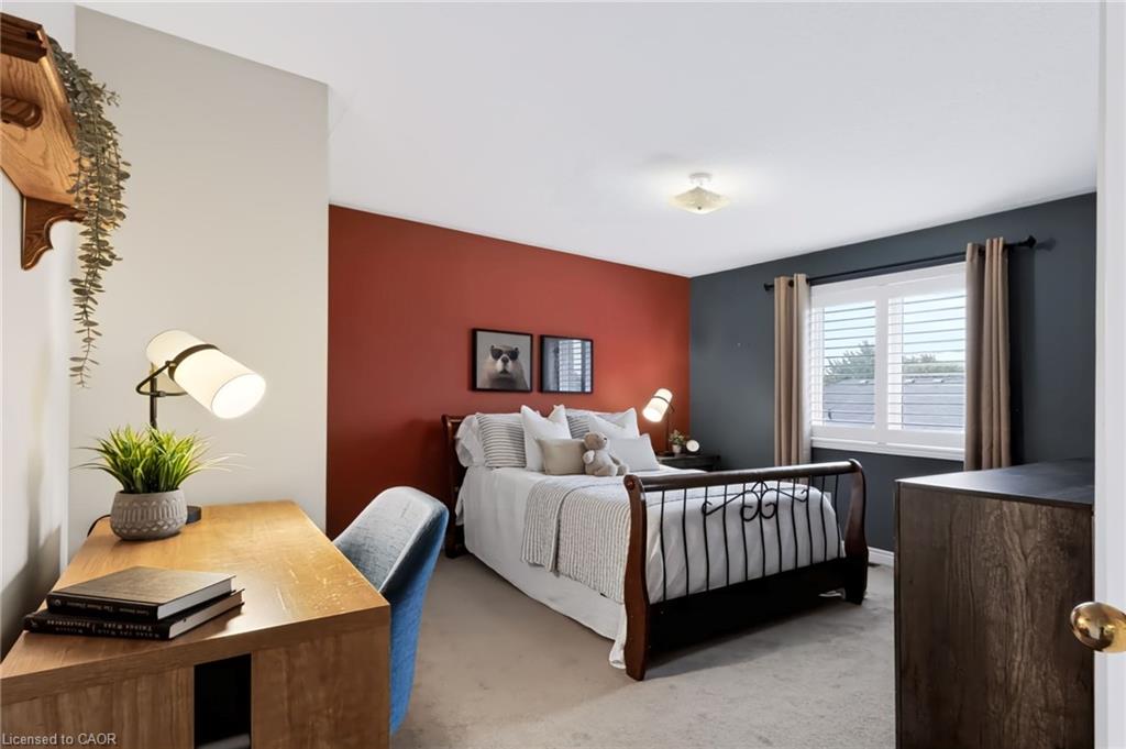 2254 Dunforest Crescent Property Photo 33
