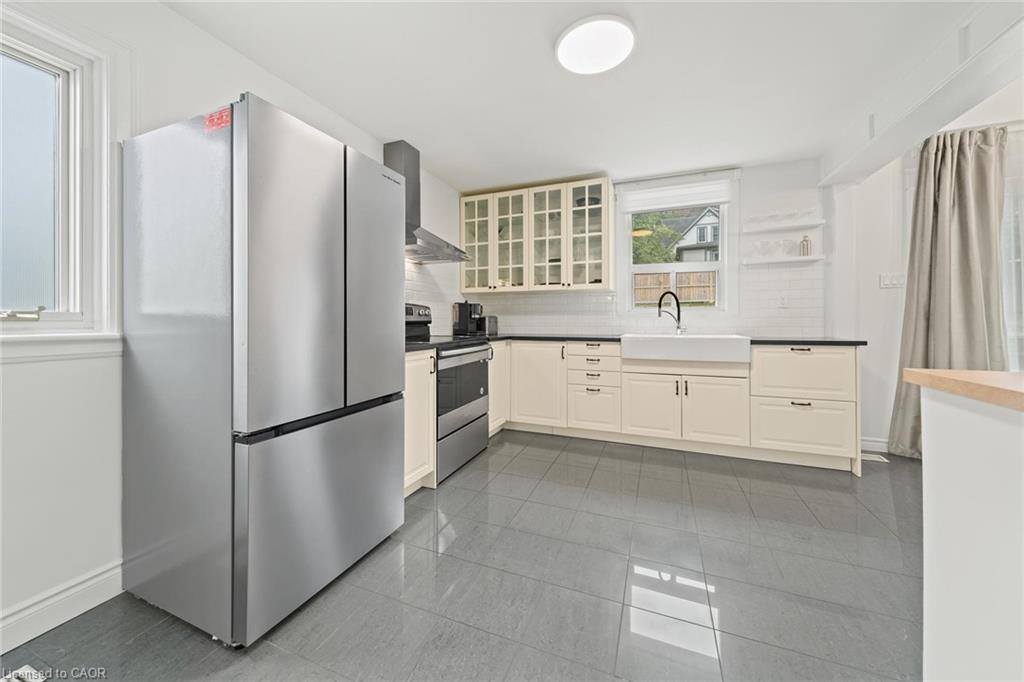 22 Arkledun Avenue Property Photo 10
